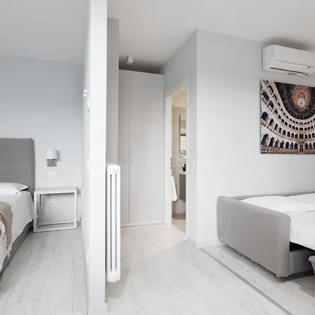 Opera Apartment