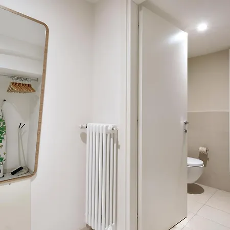 Opera Apartment *