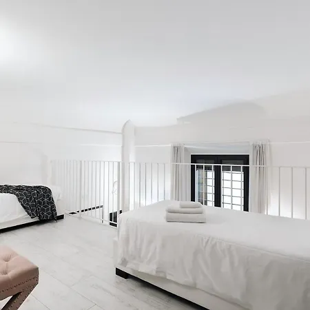아파트 Opera - By Residences *