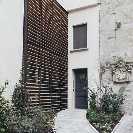 Apartment Opera *