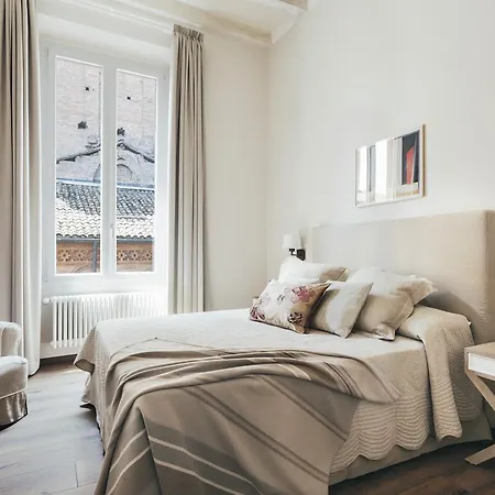 Apartment Opera *